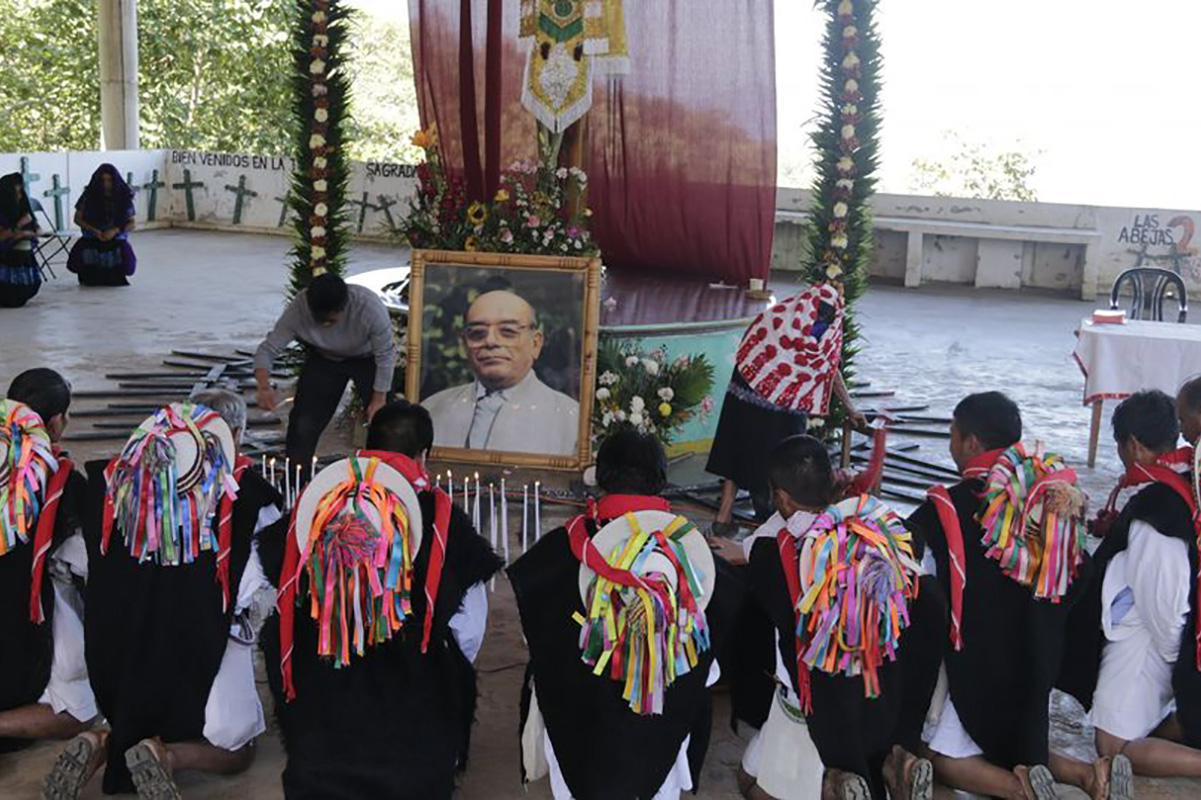 Jtotik Samuel celebró en Acteal la misa de Navidad más triste